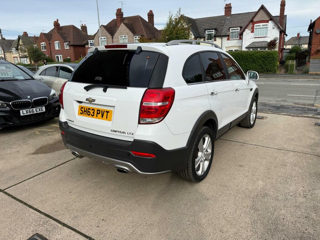 Chevrolet Captiva 2.2 Vcdi Ltz 4Wd Euro 5 Ss 7 Seats White #3