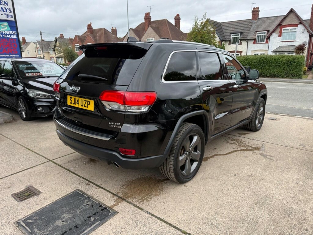 Jeep Grand Cherokee Suv White #26