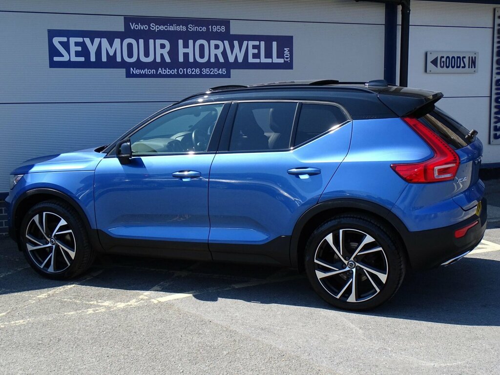 Volvo XC40 D4 First Edition Awd White #10