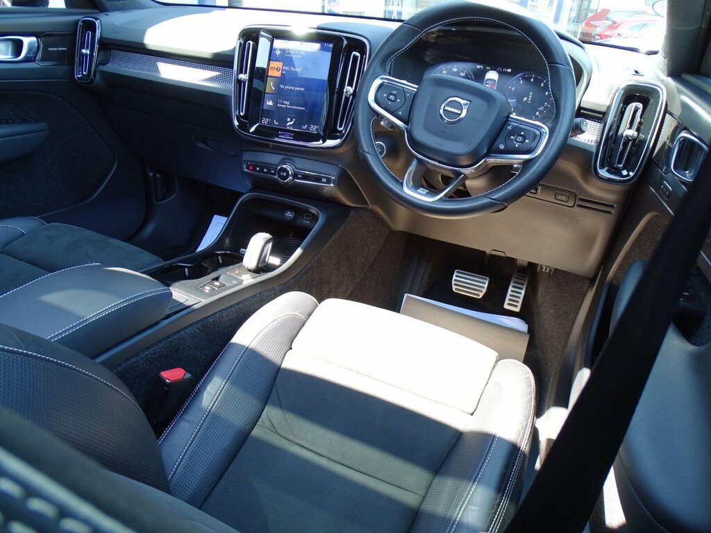 Volvo XC40 D4 First Edition Awd White #27