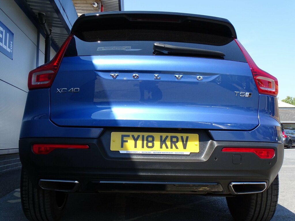 Volvo XC40 D4 First Edition Awd White #14