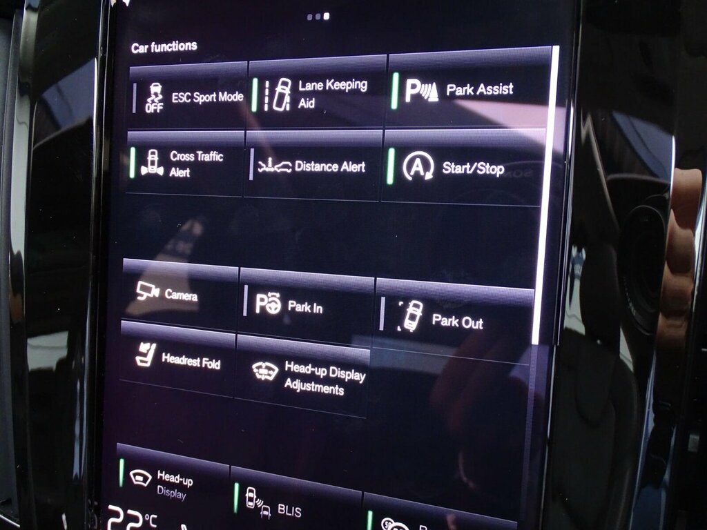 Volvo V90 T4 Momentum Plus Black #52