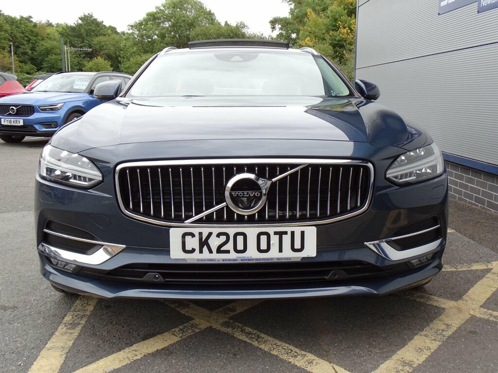 Volvo V90 T4 Momentum Plus Black #8