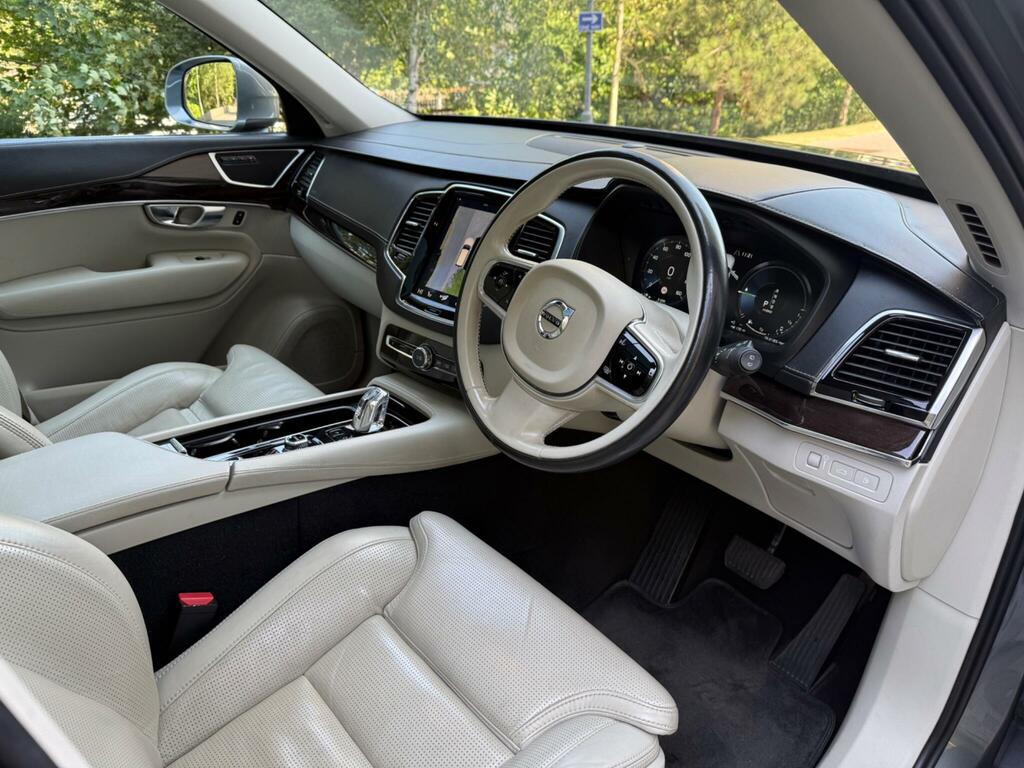 Volvo XC90 T8 Twin Engine R-design Silver #20