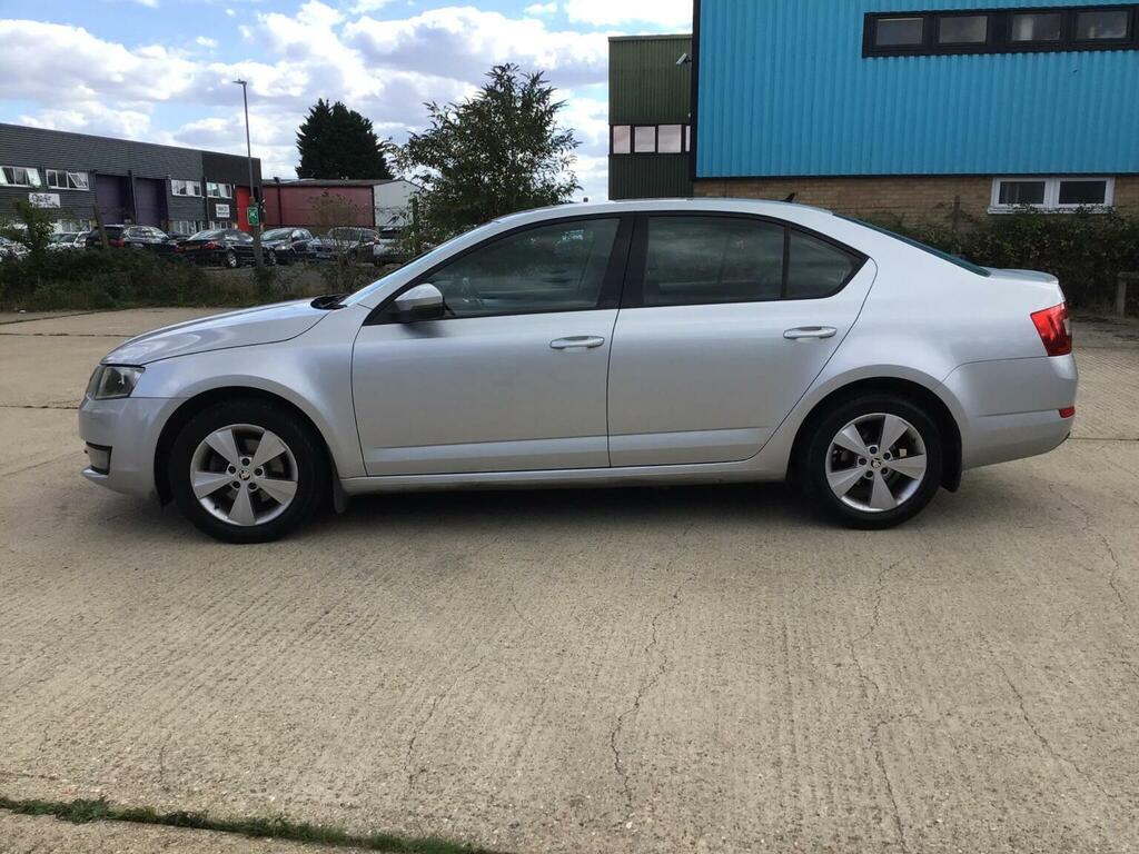 Skoda Octavia Hatchback Black #17