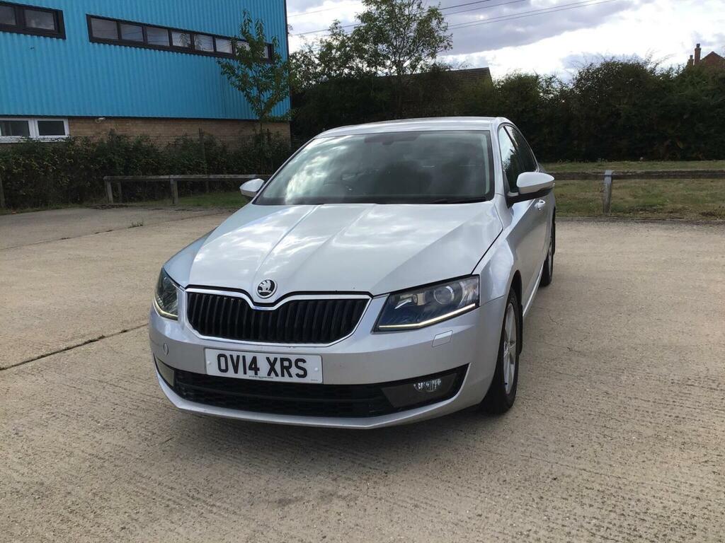 Skoda Octavia Hatchback Black #12