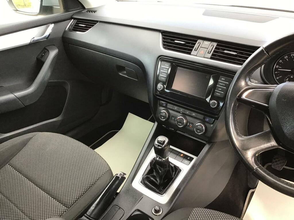 Skoda Octavia Hatchback Black #33