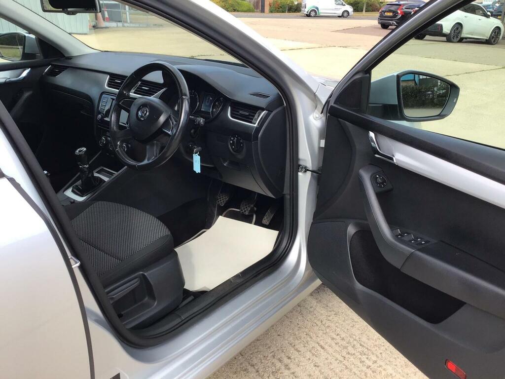 Skoda Octavia Hatchback Black #31