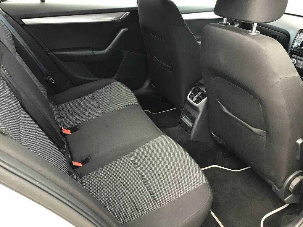 Skoda Octavia Hatchback Black #43
