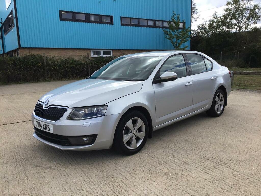 Skoda Octavia Hatchback Black #10