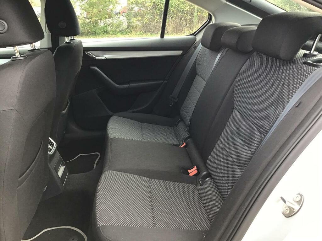 Skoda Octavia Hatchback Black #39