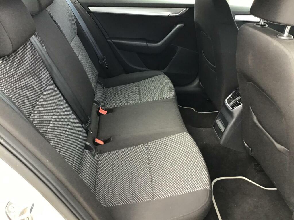 Skoda Octavia Hatchback Black #42
