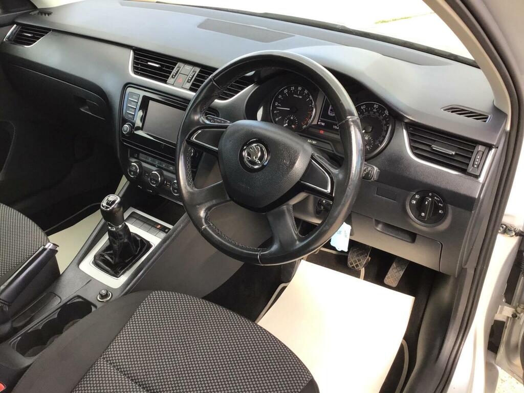 Skoda Octavia Hatchback Black #30