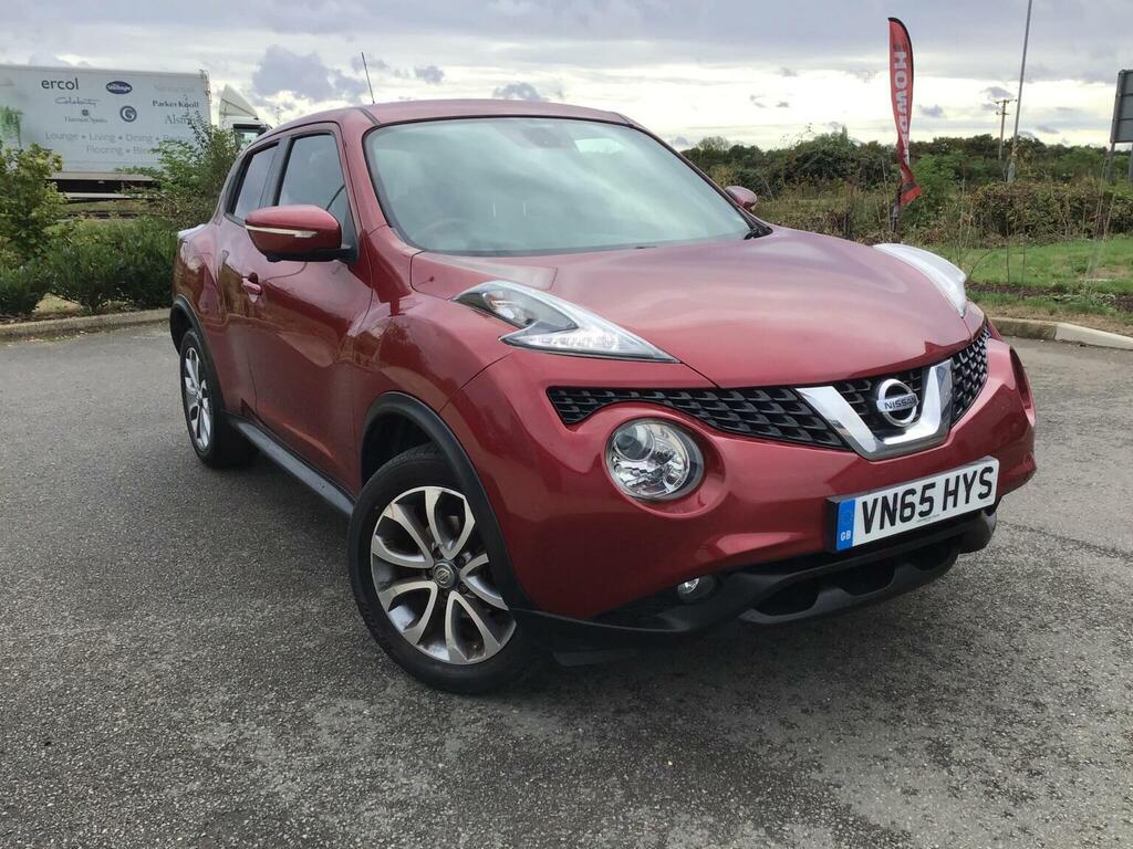 Nissan Juke Hatchback Black #1