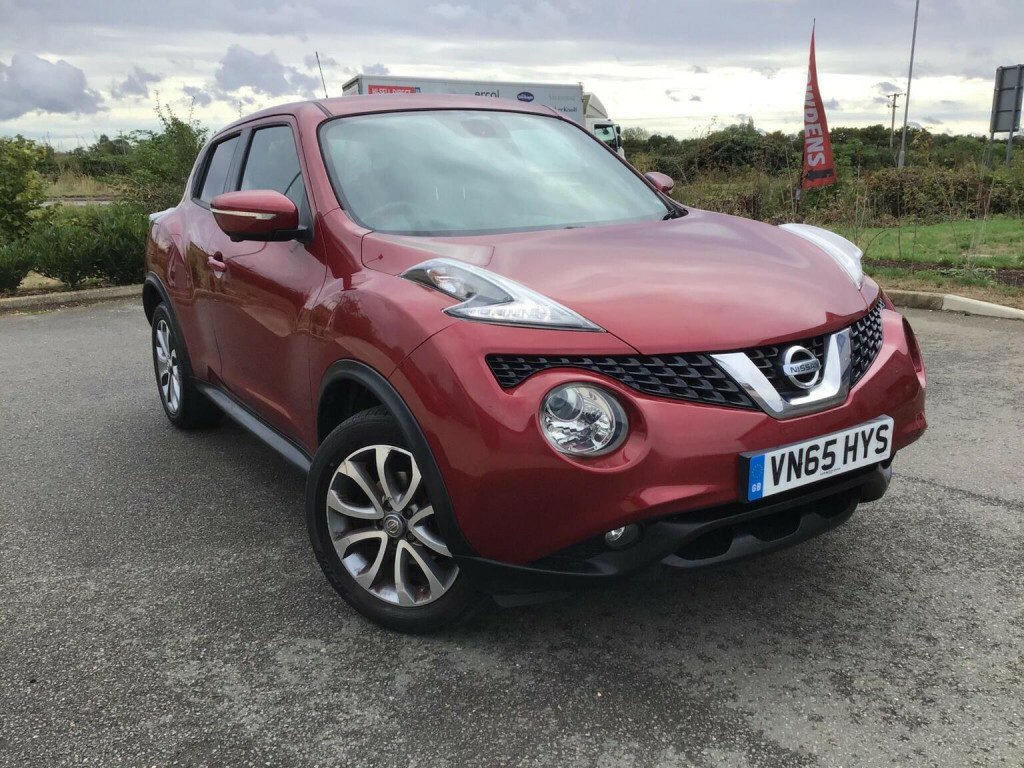 Nissan Juke Hatchback Black #52
