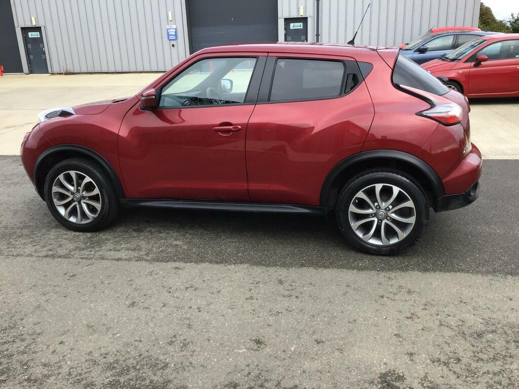 Nissan Juke Hatchback Black #17