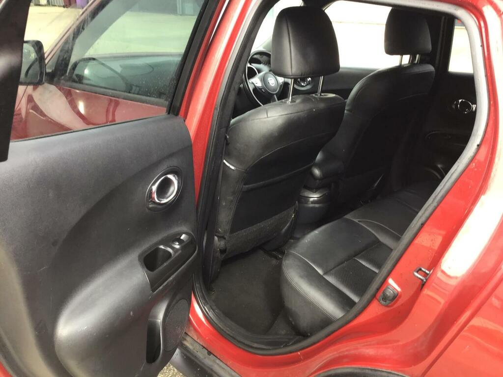 Nissan Juke Hatchback Black #50