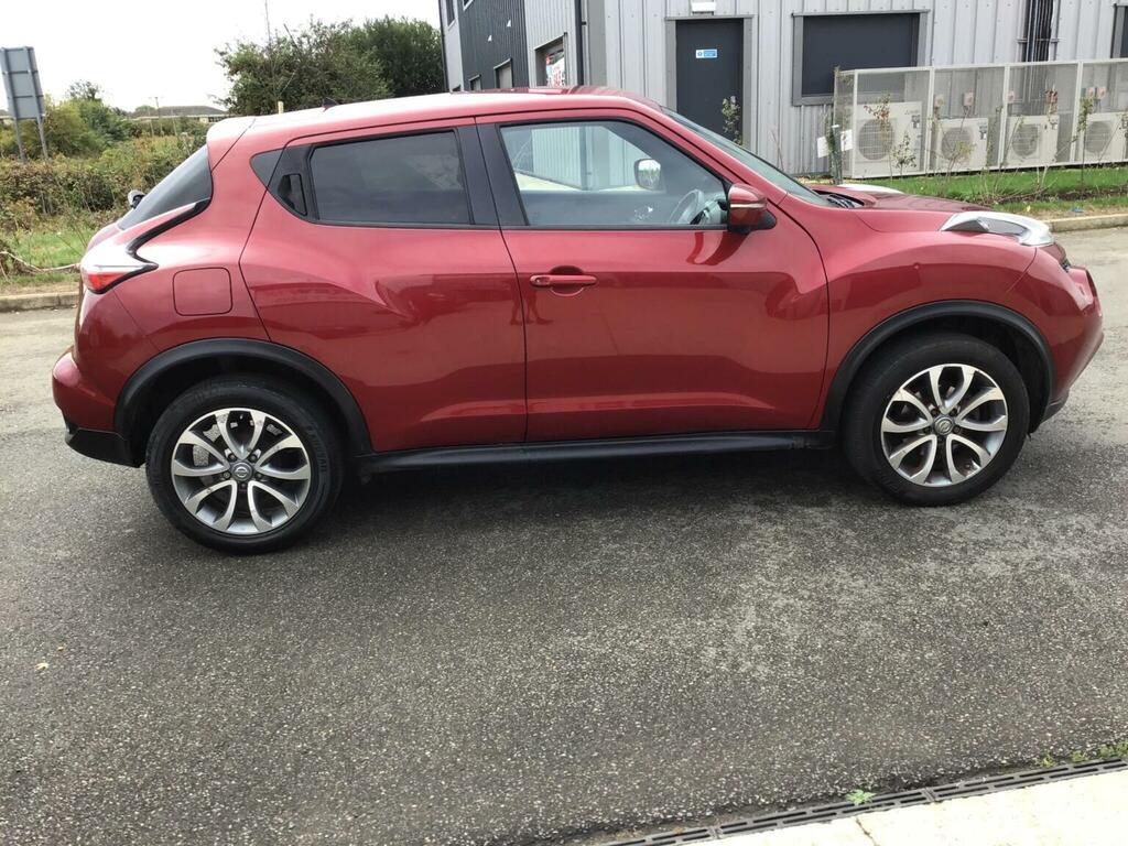 Nissan Juke Hatchback Black #27