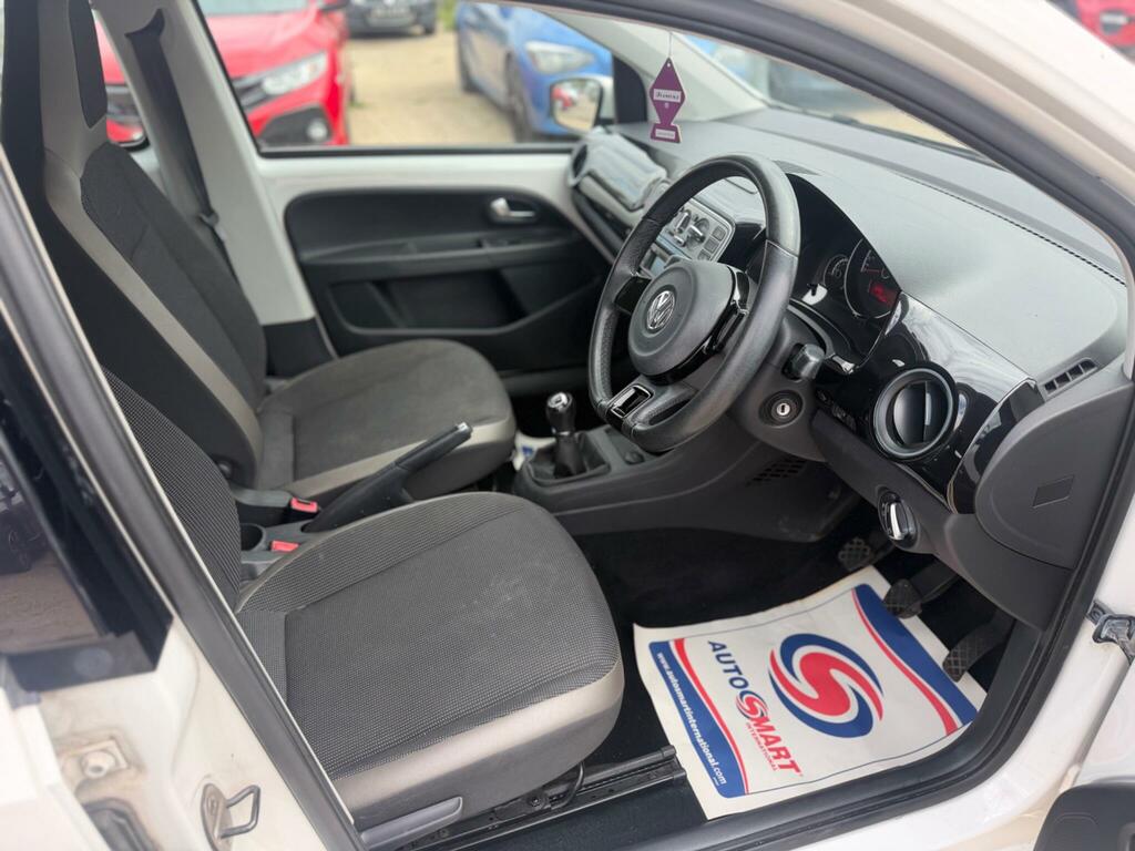 Volkswagen Up 1.0 High Up 74 Bhp White #31