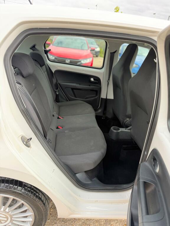 Volkswagen Up 1.0 High Up 74 Bhp White #35