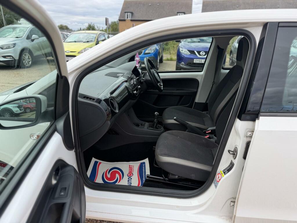 Volkswagen Up 1.0 High Up 74 Bhp White #53