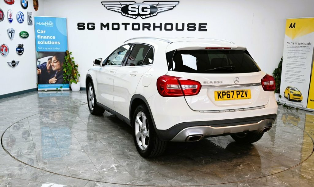 Mercedes-Benz GLA Class Gla 200 D Grey #12