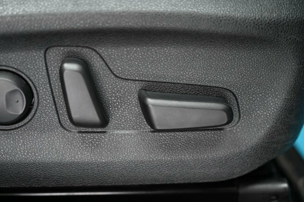 Kia Niro Suv White #18
