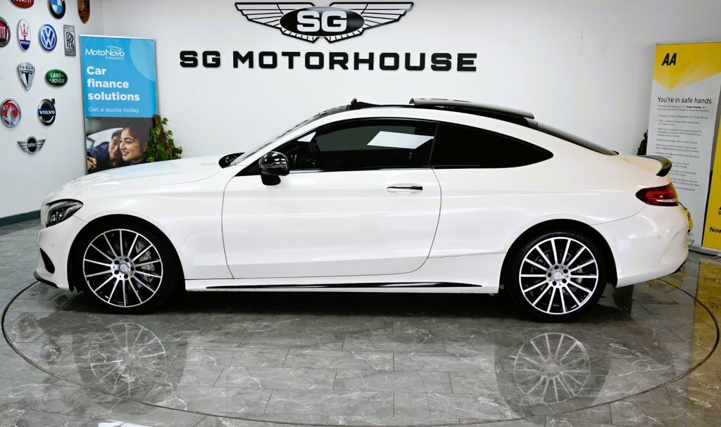 Mercedes-Benz C Class 2L Amg Line White #5