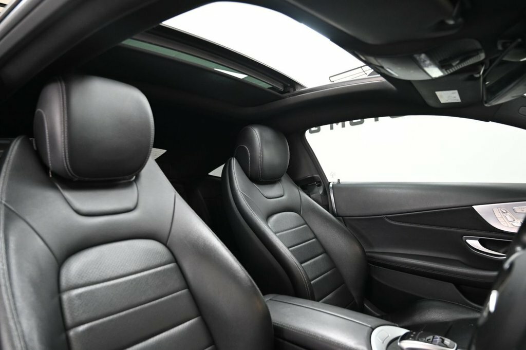 Mercedes-Benz C Class 2L Amg Line White #2