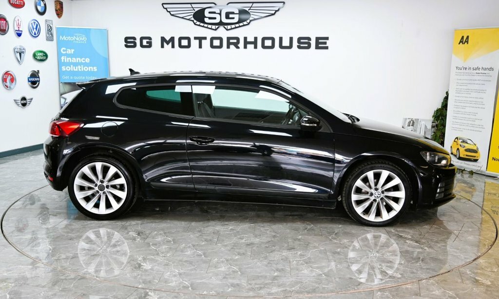 Volkswagen Scirocco 2L Gt Black #6