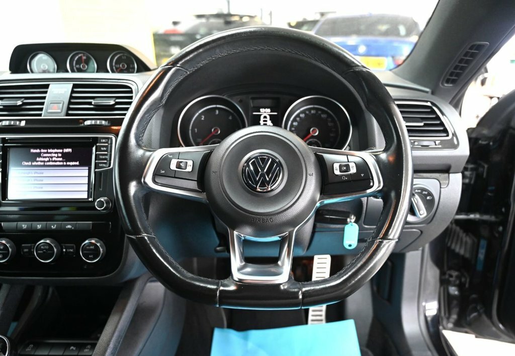 Volkswagen Scirocco 1.4 Tsi Bluemotion Tech Gt Black Edition Hatchback White #12