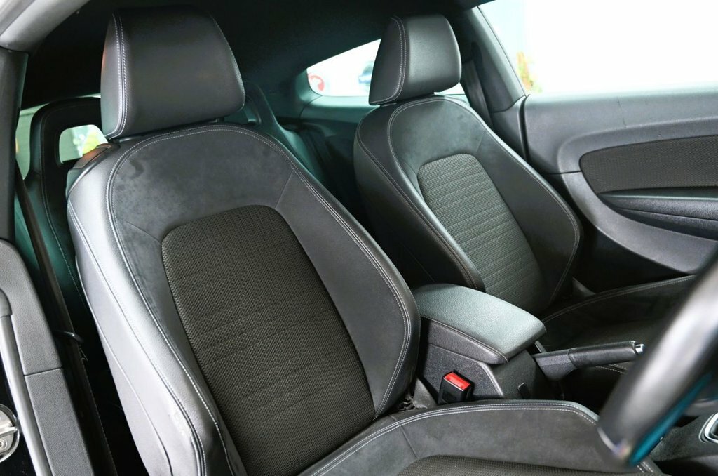 Volkswagen Scirocco 2L Gt Black #3