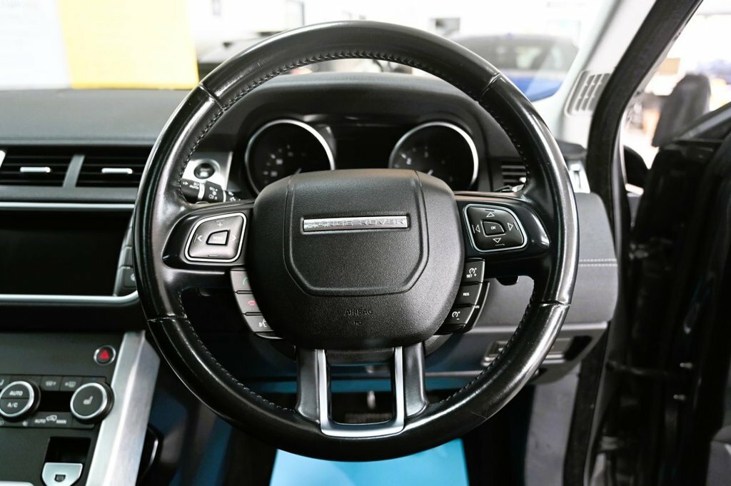 Land Rover Range Rover Evoque 2.0 Td4 Hse Dynamic Convertible 4W Black #16