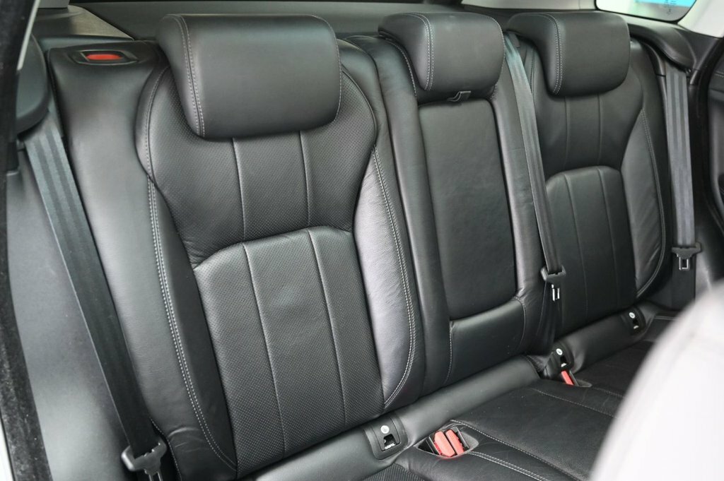 Land Rover Range Rover Evoque 2.0 Td4 Hse Dynamic Convertible 4W Black #29