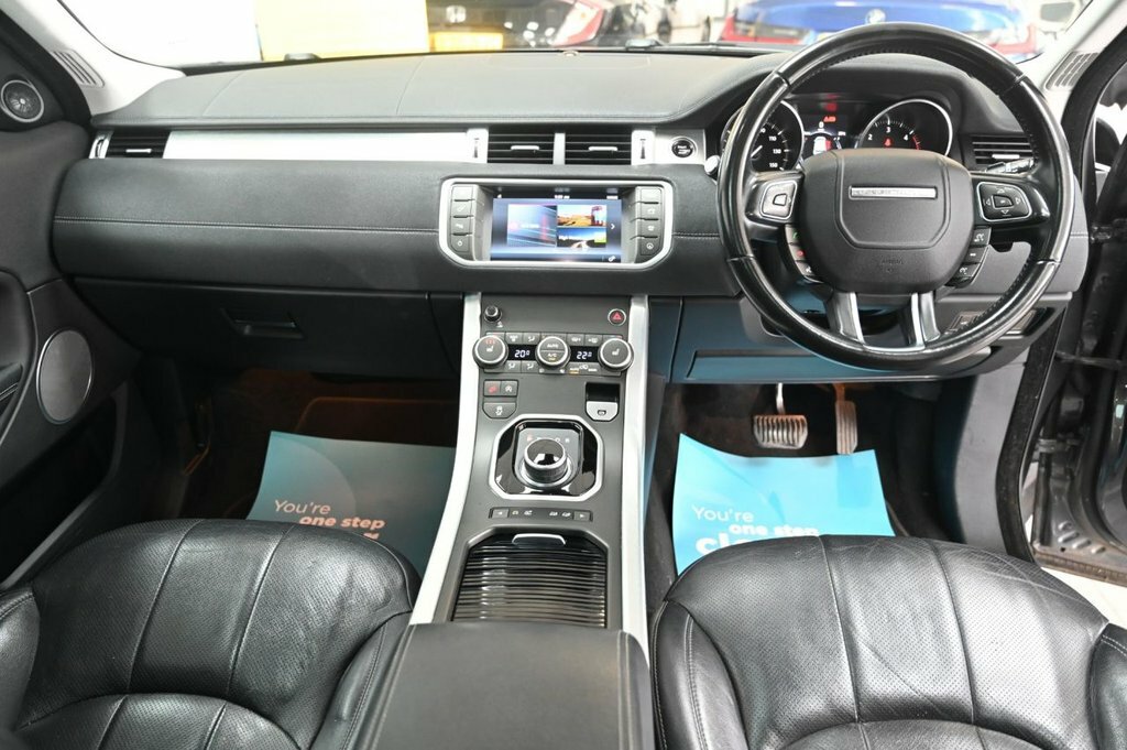 Land Rover Range Rover Evoque 2.0 Td4 Hse Dynamic Convertible 4W Black #3