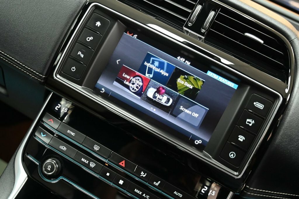 Jaguar XE 2.0D 180 R-sport Blue #13