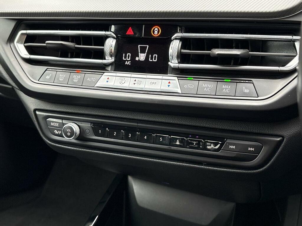 BMW 2 Series Gran Coupe 2L Null White #32