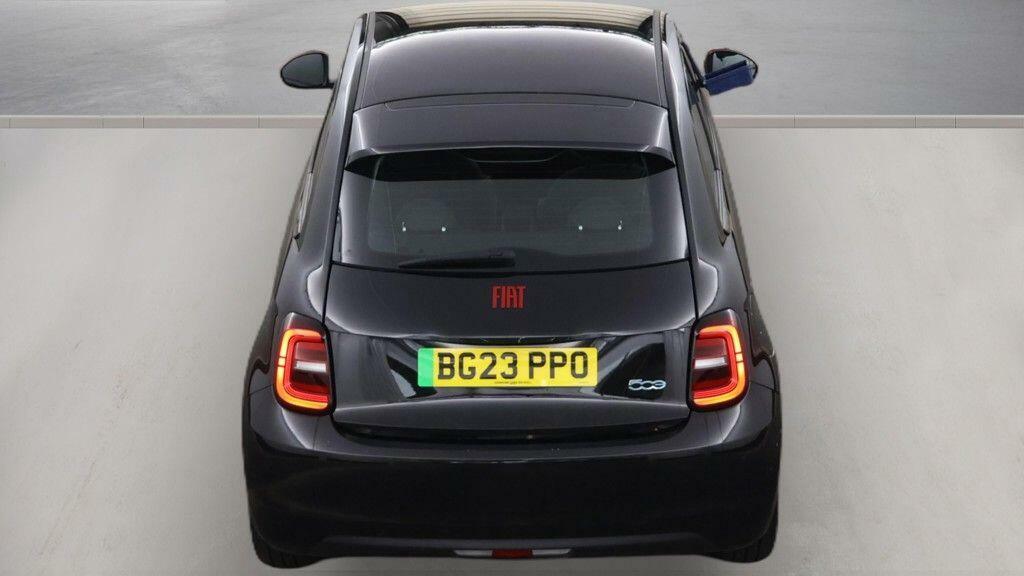 Fiat 500E Icon Black #7