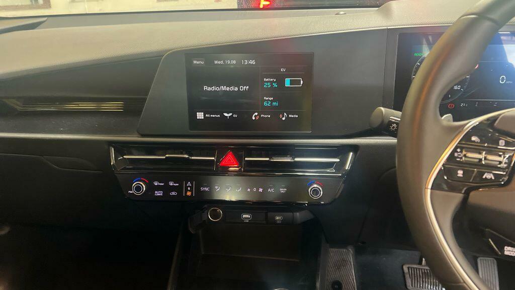Kia e-Niro 64.8 Kwh 3 White #12
