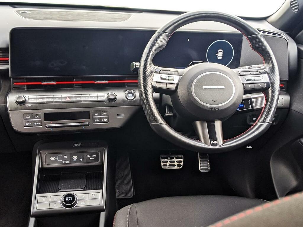 Hyundai Kona Ultimate White #12