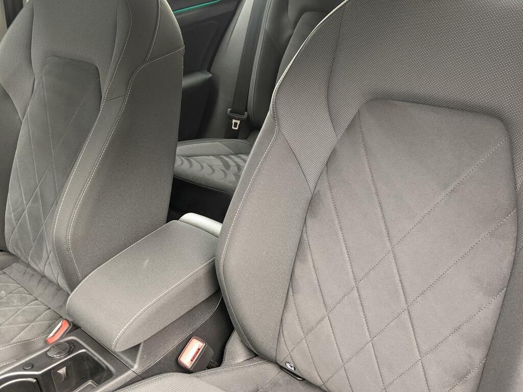 Volkswagen Golf Life Blue #21