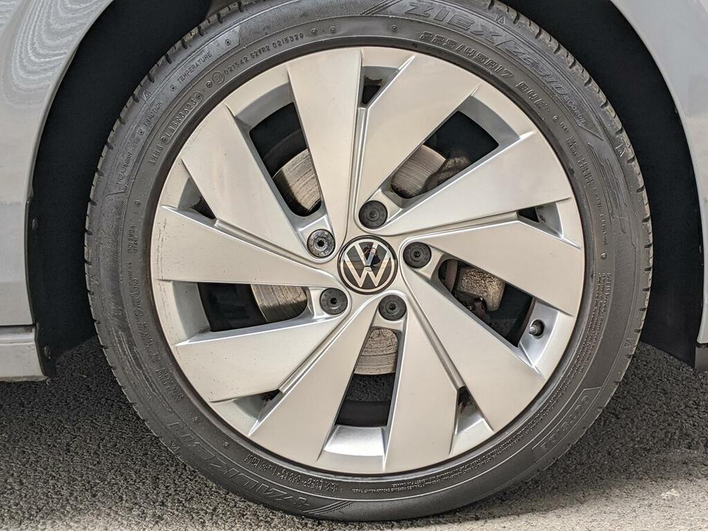 Volkswagen Golf Life Blue #15