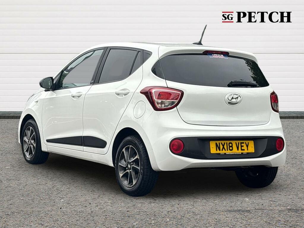 Hyundai I10 Hatchback White #5