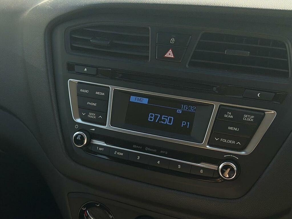 Hyundai I20 Black #19