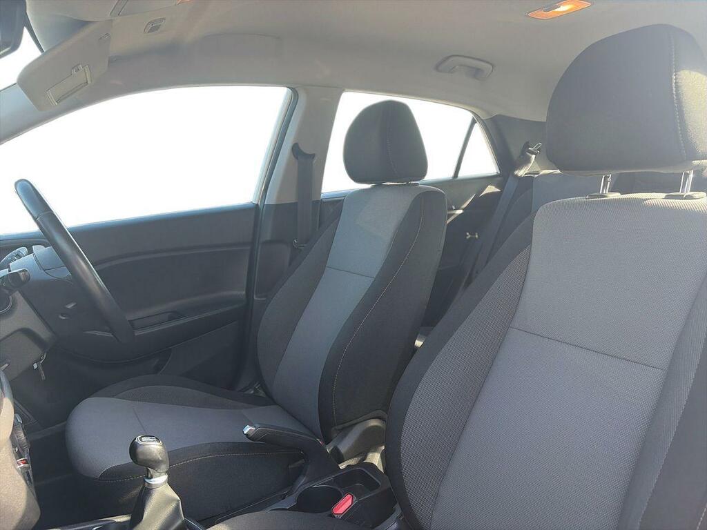 Hyundai I20 Black #16