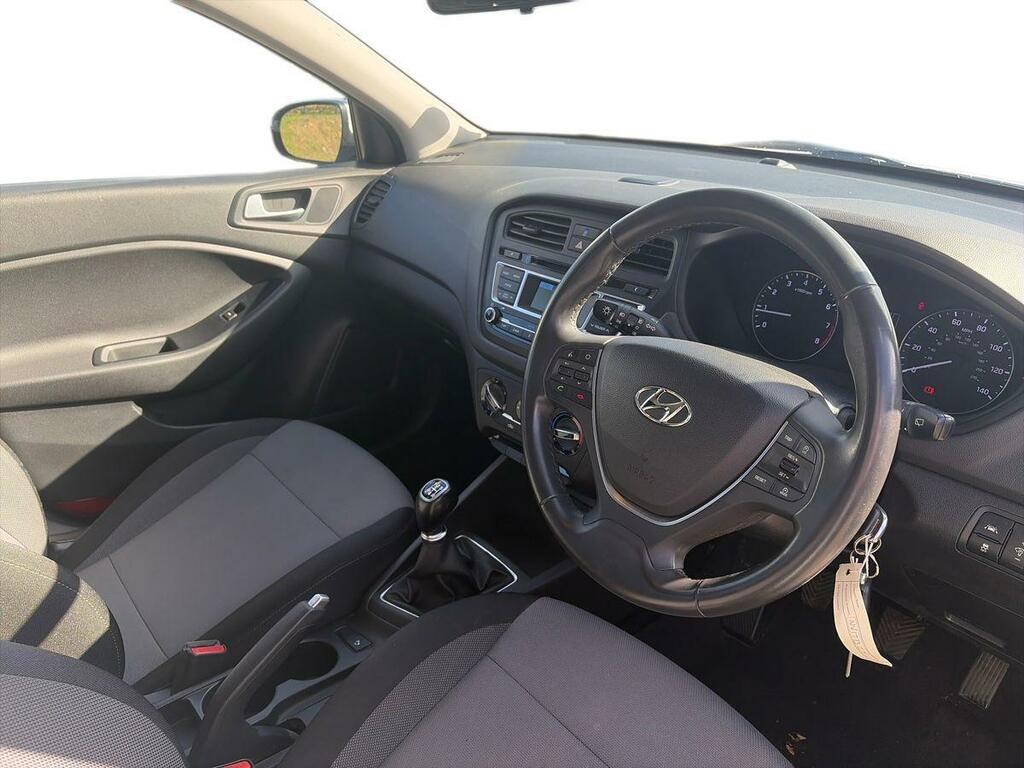 Hyundai I20 Black #10