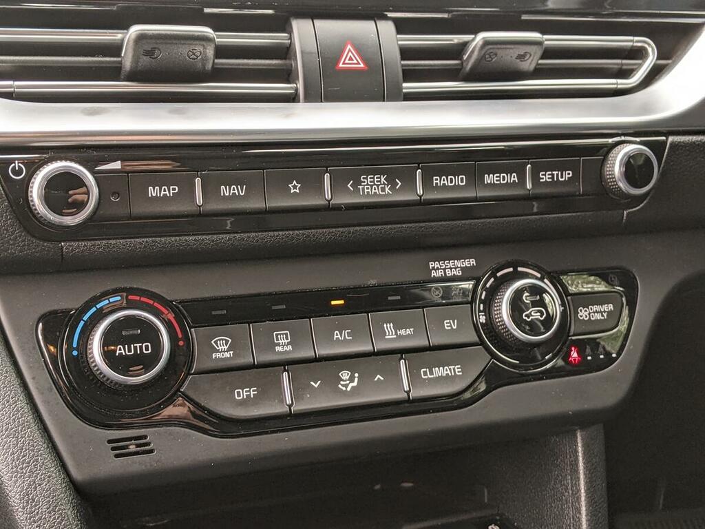 Kia e-Niro 150Kw 3 64Kwh White #24
