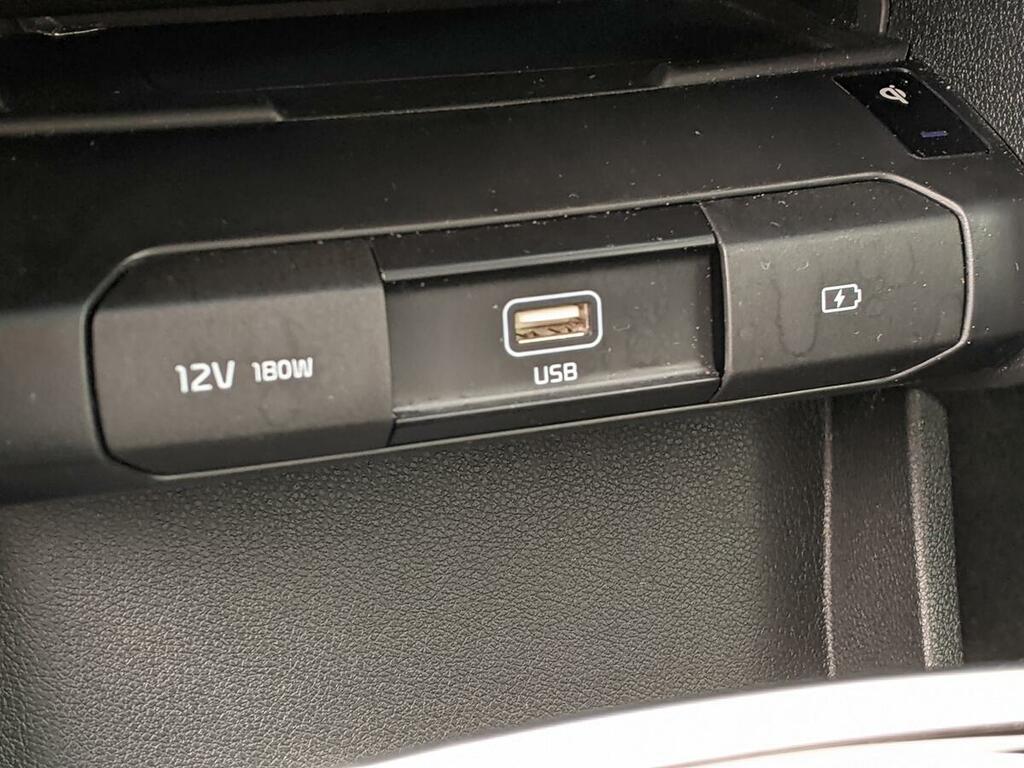 Kia e-Niro 150Kw 3 64Kwh White #28