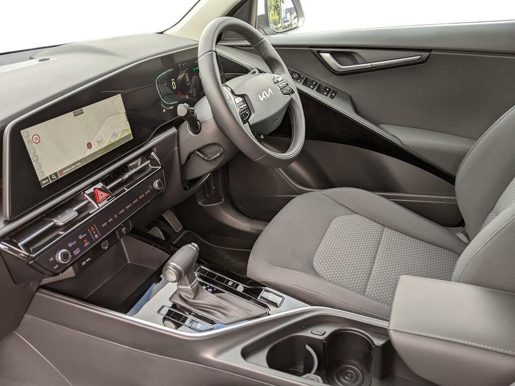 Kia Niro Evolve 1.6 Self Charging Hybrid Black #15