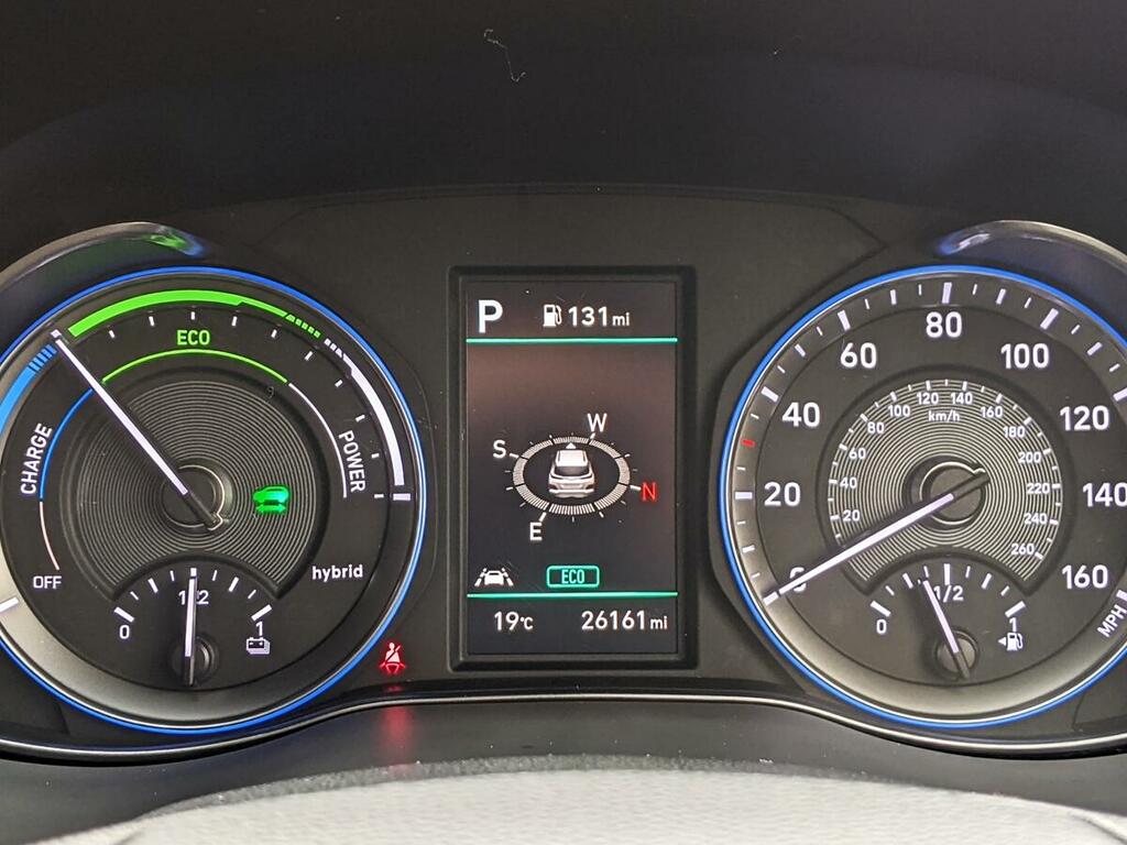 Hyundai Kona Ultimate White #14